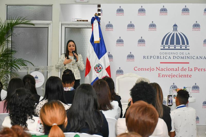 CONAPE celebra Dia Internacional de la Mujer con una conferencia a cargo de la senadora Faride Rafúl