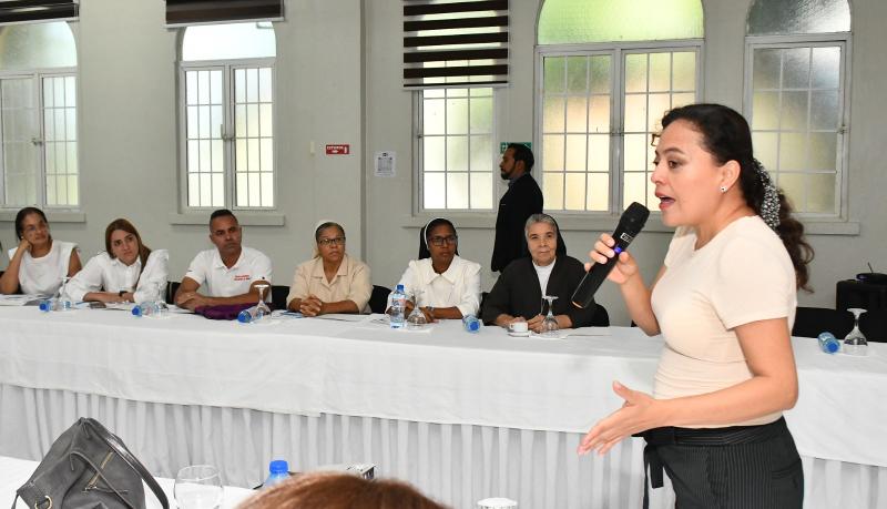 CONAPE imparte taller a representantes de las Asociaciones Sin Fines de Lucro ASFL