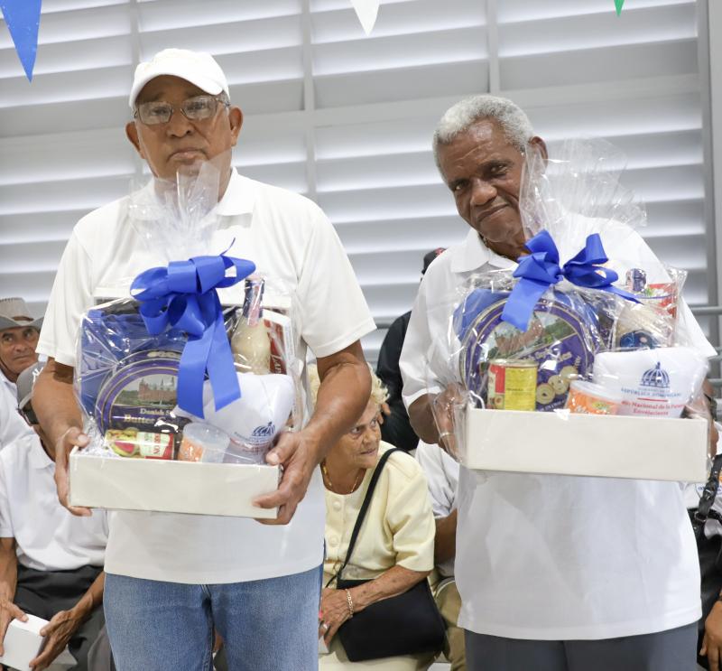 CONAPE y  URBE, realizaron el torneo denominado “Domino Adultos Mayores Nuevo Domingo Sabio”