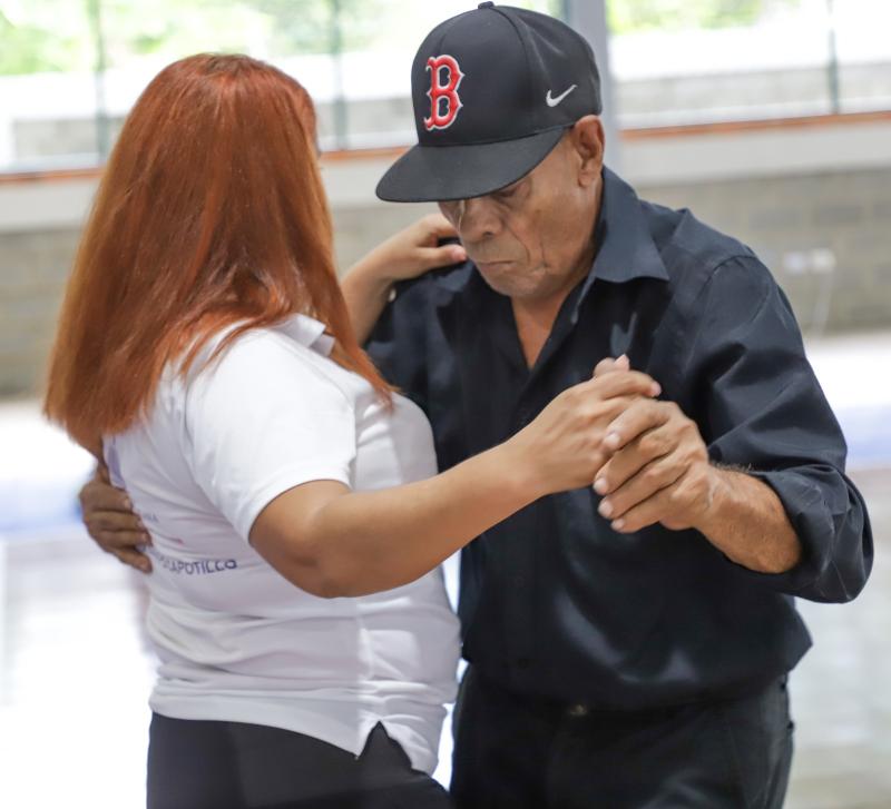 CONAPE y  URBE, realizaron el torneo denominado “Domino Adultos Mayores Nuevo Domingo Sabio”