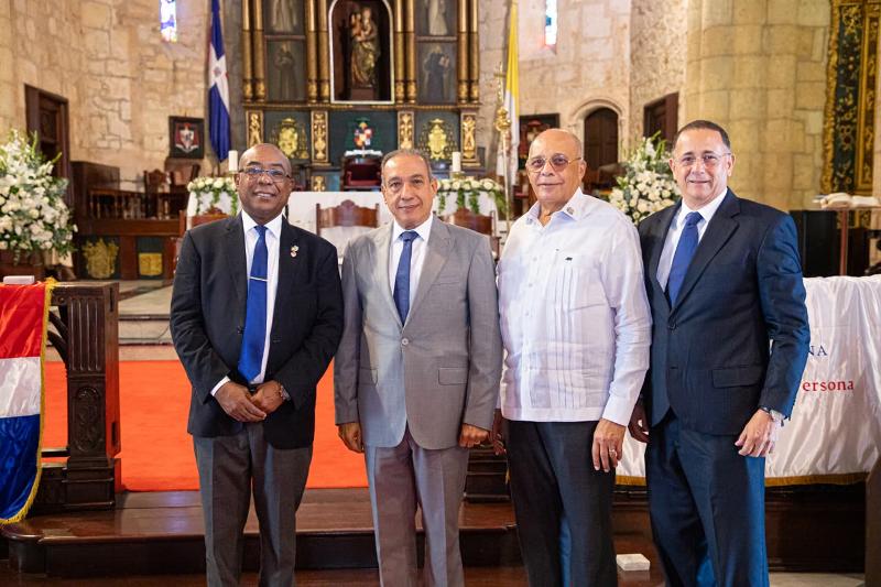 CONAPE honra adultos mayores con eucaristía por el Día Nacional del Envejeciente