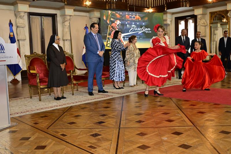 El Presidente Luis Abinader y CONAPE reconocen a nuestros adultos mayores 