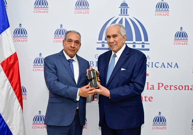 El doctor Demetrio Vicente Ureña asumió como director ejecutivo de CONAPE.