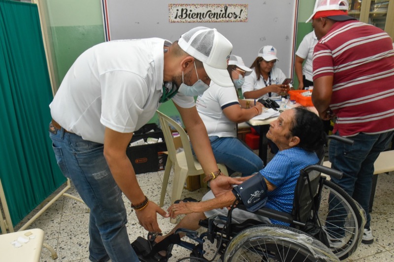 CONAPE participa en jornada de inclusión social en la Vega donde el Presidente Luis Abinader acudió