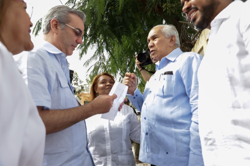 CONAPE acompaña al Presidente Luis Abinader en Jornada Primero Tu en Municipio Vallejuelo