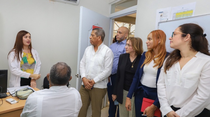 CONAPE recibe visita del Central Romana Corporatión en Centro Integral para A.M. Ciudad Juan Bosch