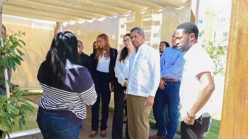 CONAPE recibe visita del Central Romana Corporatión en Centro Integral para A.M. Ciudad Juan Bosch