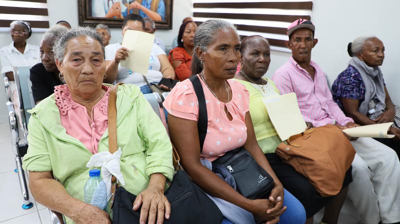 Adultos Mayores de Yamasa agradecen al presidente Luis Abinader y a CONAPE por Pensiones Solidarias 