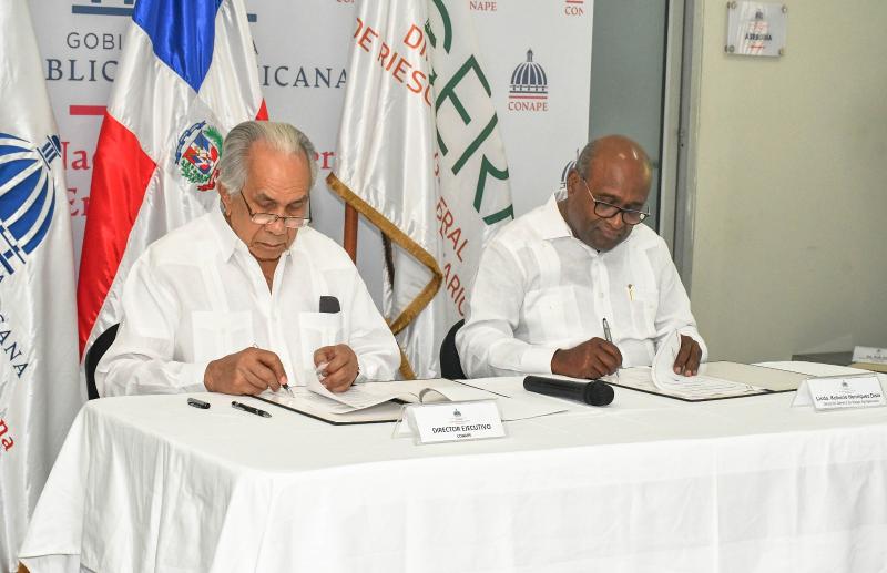 CONAPE y la Dirección General de Riesgos Agropecuarios firman convenio de colaboración 