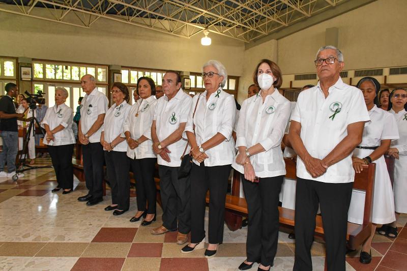 Dir. Ejecutivo de CONAPE, participo en la misa del centenario del Hospicio San Vicente de Paúl