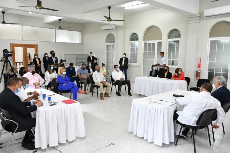 CONAPE construirá tres asilos en las provincias Samaná, Azua y Pedernales.