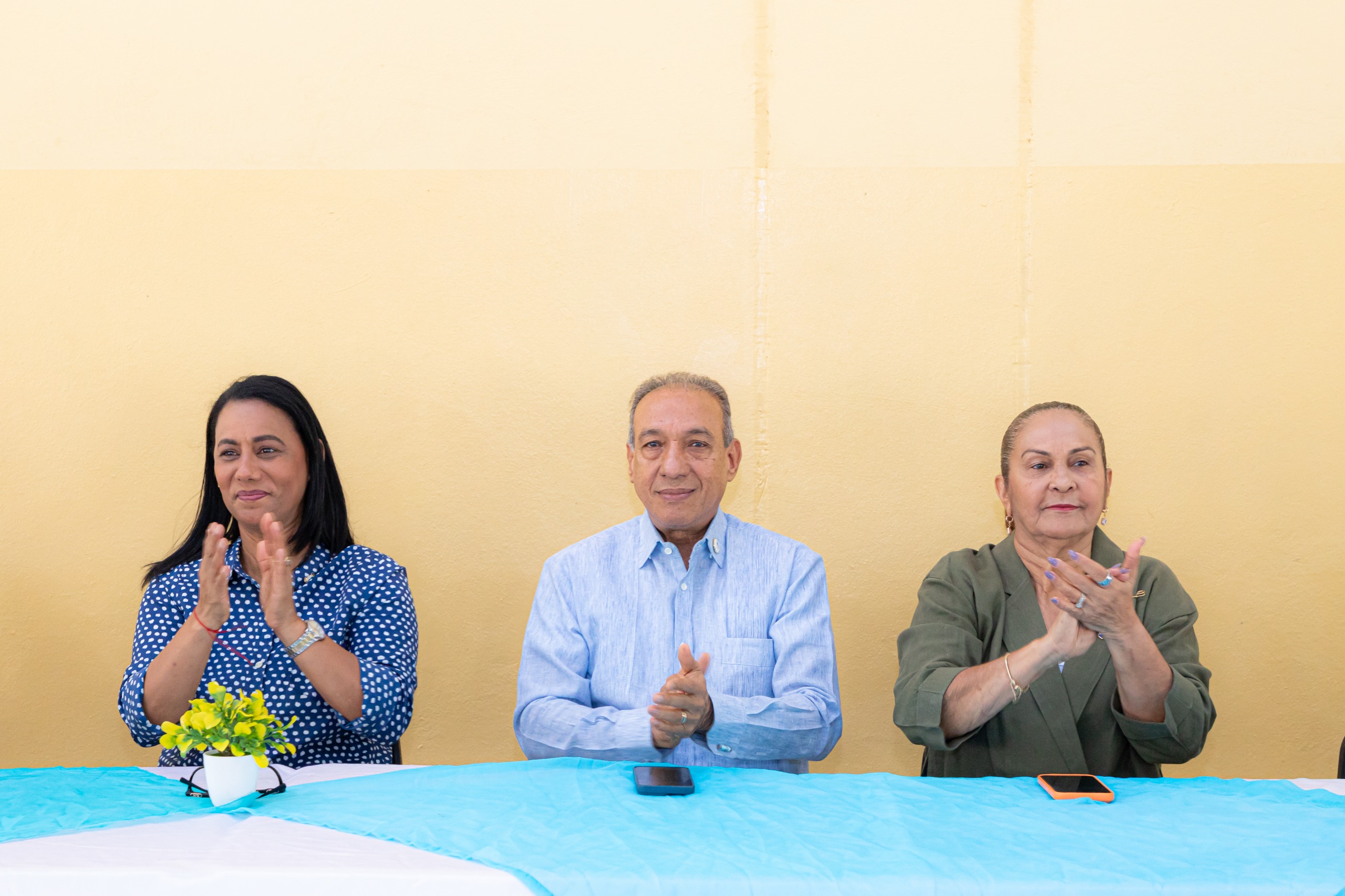 Gobierno y CONAPE impulsan  Hogar de Día para adultos mayores en provincia Duarte mientras fortalece la red de protección social con nuevas instituciones aliadas