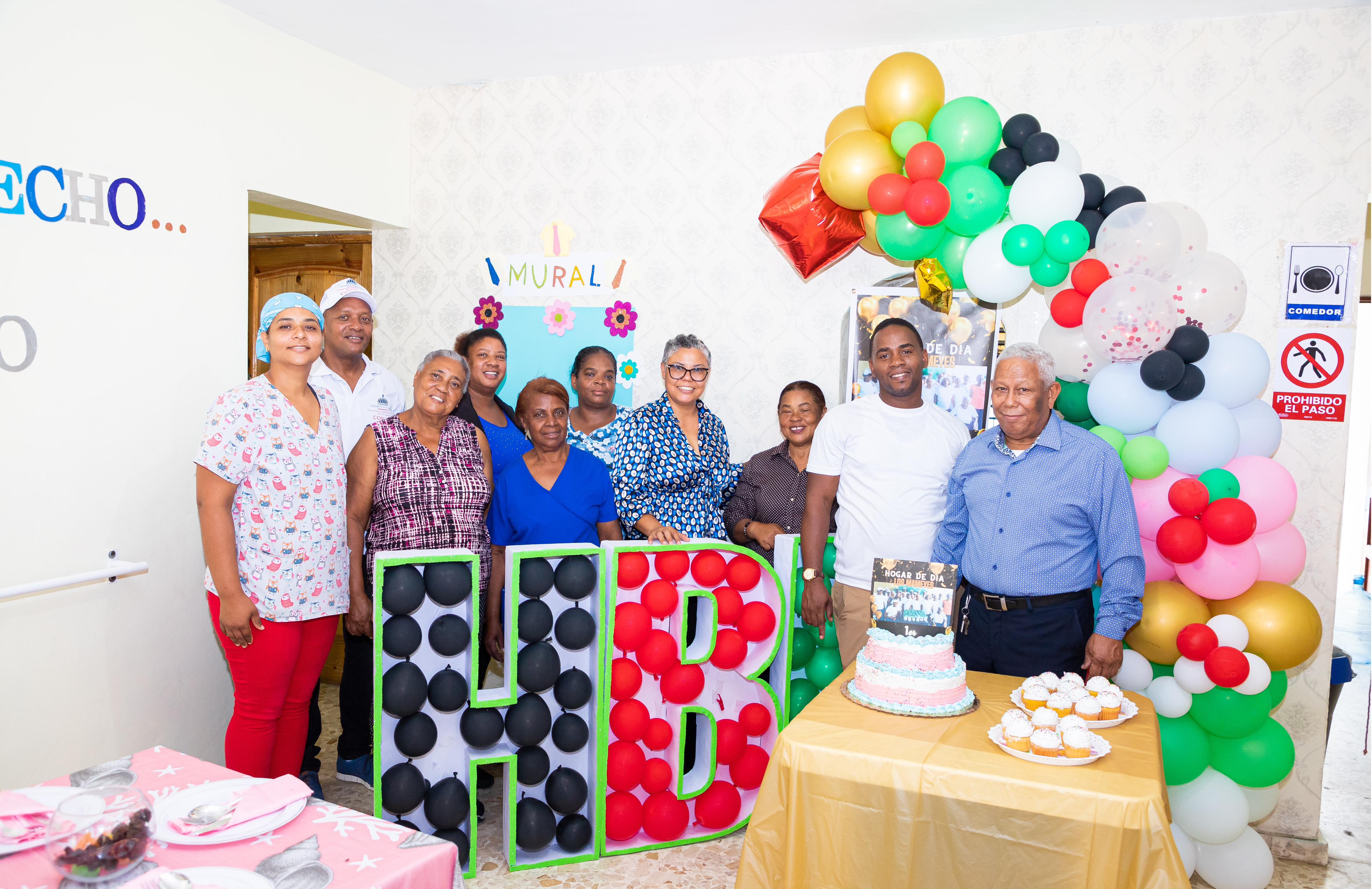 Hogar de Día CONAPE-Los Mameyes celebra su primer aniversario con adultos mayores